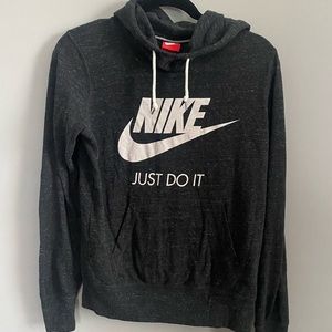 Brand new Nike pullover sweatshirt hoodie- Medium